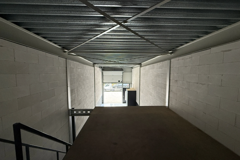 Bekijk foto 21 in  aan de  in 