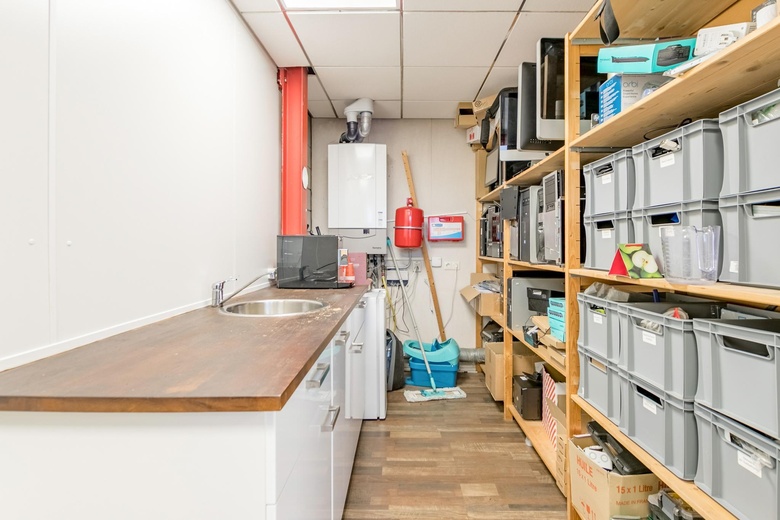 KantoorruimteaanOpaalstraat 15 1<br/> inHengelo KantoorruimteaanOpaalstraat 15 1<br/> inHengelo