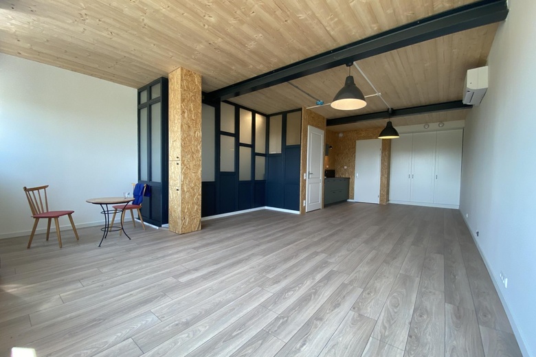BedrijfsruimteaanEnergiestraat 2 13<br/> inHattem BedrijfsruimteaanEnergiestraat 2 13<br/> inHattem