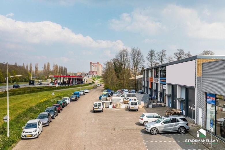 BedrijfsruimteaanIr. Herman De Grootweg 16<br/> inSpijkenisse BedrijfsruimteaanIr. Herman De Grootweg 16<br/> inSpijkenisse