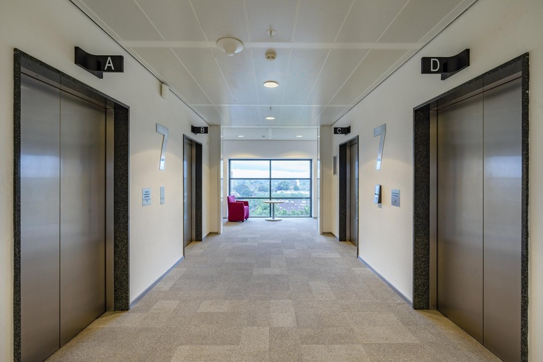 KantoorruimteaanSpoorlaan 298<br/> inTilburg KantoorruimteaanSpoorlaan 298<br/> inTilburg