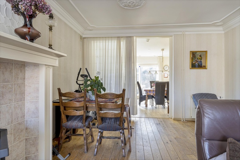 BedrijfsruimteaanOldenzaalsestraat 27 - 29<br/> inLosser