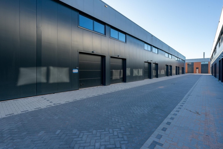 BedrijfsruimteaanBedrijvenpark Agriport type Garagebox 0 ong<br/> inMiddenmeer BedrijfsruimteaanBedrijvenpark Agriport type Garagebox 0 ong<br/> inMiddenmeer