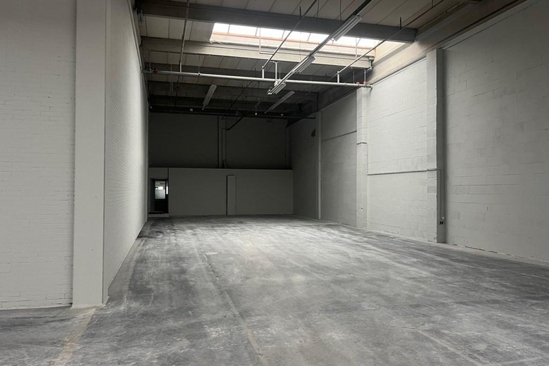 BedrijfsruimteaanAluminiumstraat 25<br/> inRotterdam