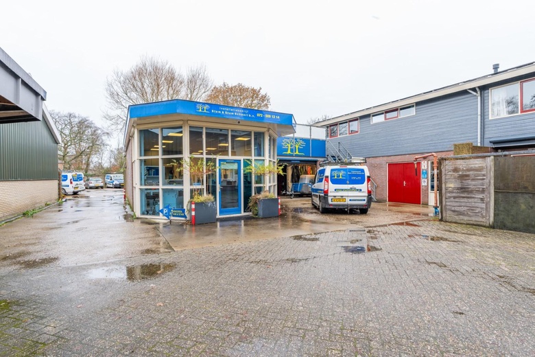 BedrijfsruimteaanDamweg 3<br/> inSchoorl