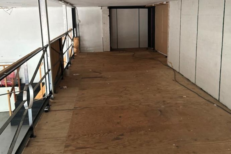WinkelruimteaanLange Boonestraat 24<br/> inMaassluis WinkelruimteaanLange Boonestraat 24<br/> inMaassluis