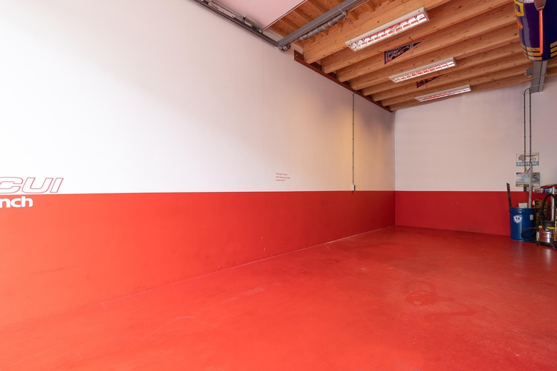 BedrijfsruimteaanPesetaweg 121<br/> inNieuw-Vennep