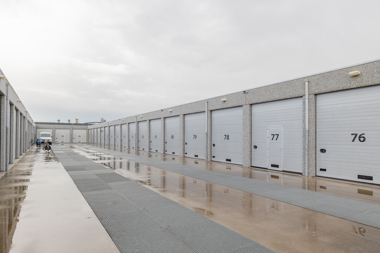 BedrijfsruimteaanVeerpolder 19 077<br/> inWarmond