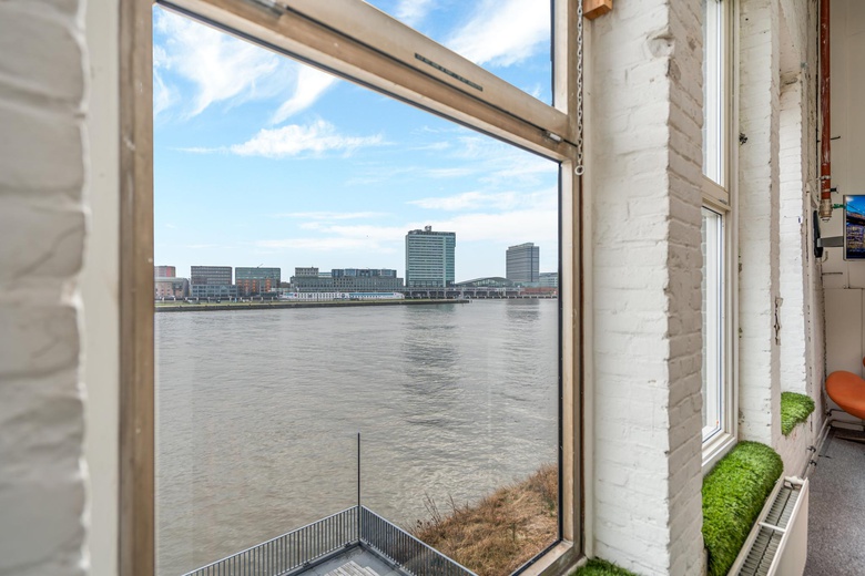 KantoorruimteaanGedempt Hamerkanaal 189<br/> inAmsterdam KantoorruimteaanGedempt Hamerkanaal 189<br/> inAmsterdam