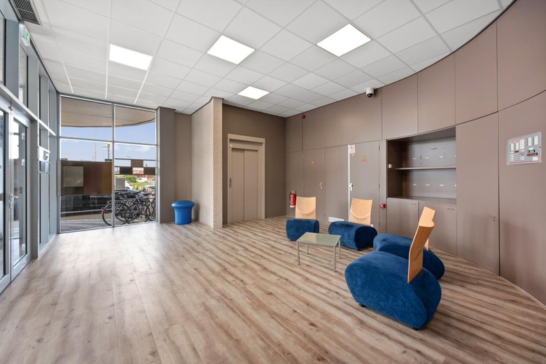 KantoorruimteaanKamerlingh Onnesweg 10<br/> inBarendrecht