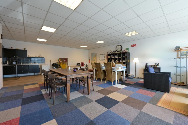 Bedrijfsruimte Huizen - Installatieweg 10 - Foto 8