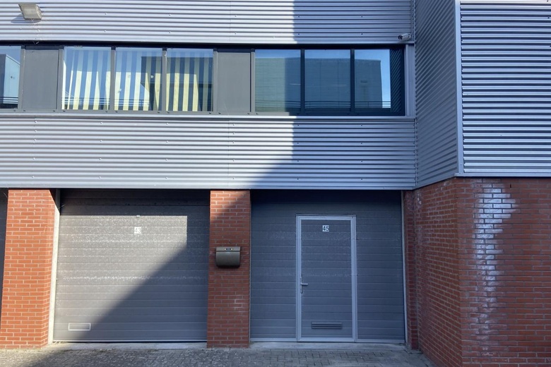 Bekijk foto 1 van Einthovenstraat 45 Bekijk foto 1 van Einthovenstraat 45