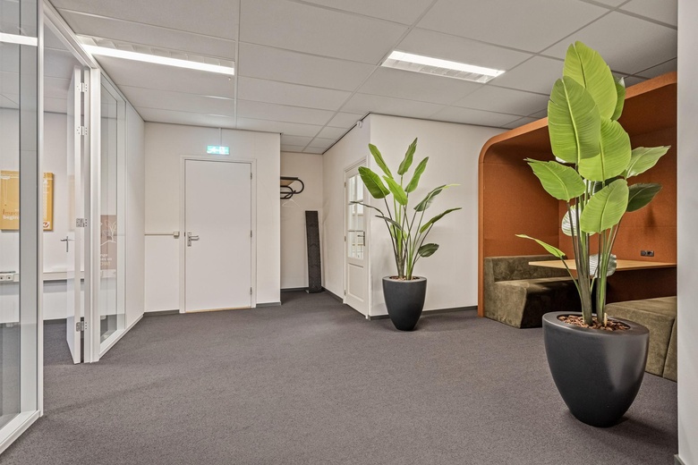 BedrijfsruimteaanTieleman en Drosweg 17<br/> inLeiden