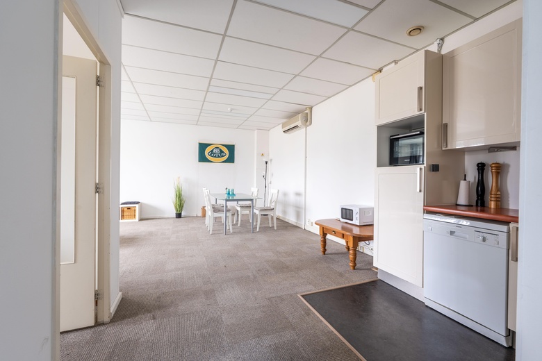 BedrijfsruimteaanWilgenkade 21<br/> inHouten