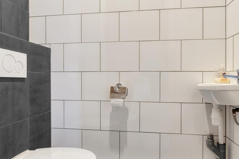 BedrijfsruimteaanSnelliusweg 49<br/> inTholen