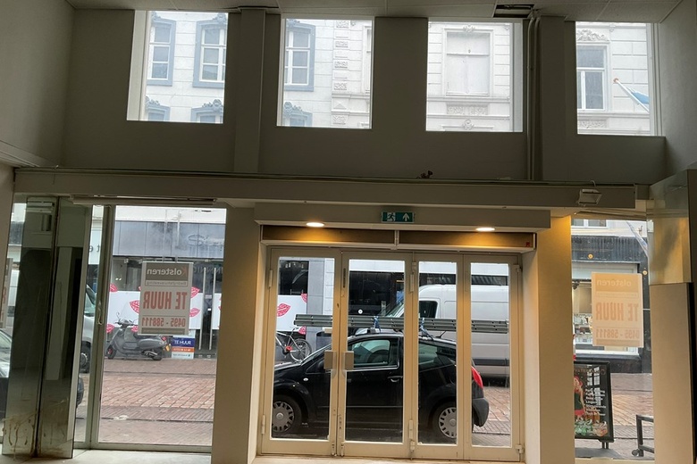 WinkelruimteaanVarkensmarkt 10<br/> inRoermond