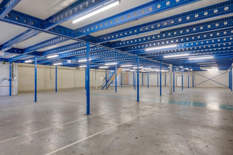 BedrijfsruimteaanDillenburgstraat 22<br/> inEindhoven BedrijfsruimteaanDillenburgstraat 22<br/> inEindhoven