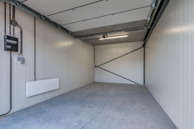 BedrijfsruimteaanDirk Verheulweg 8<br/> inWaddinxveen