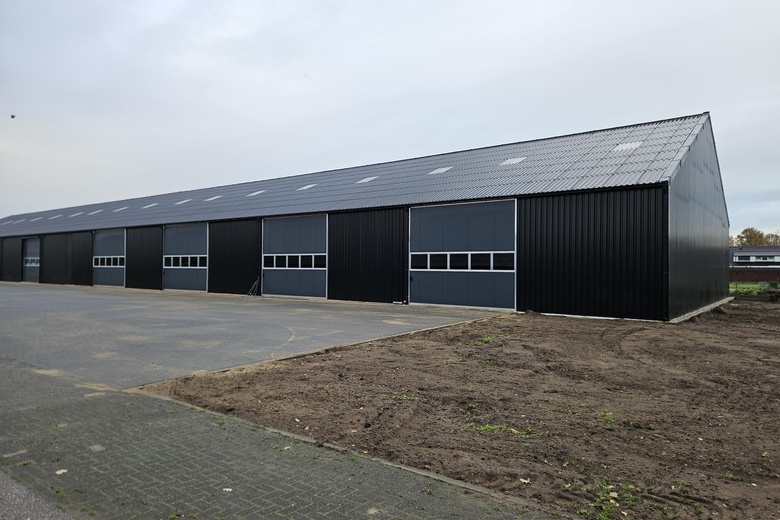 Bekijk foto 1 van Valendonkstraat 12