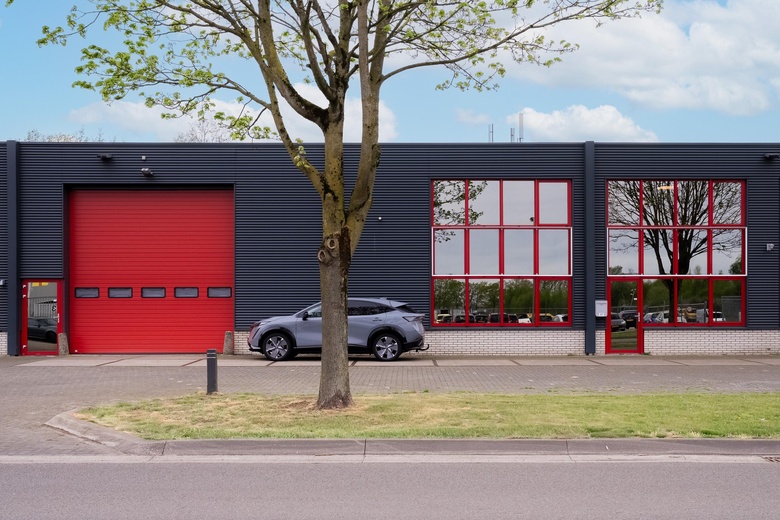 BedrijfsruimteaanOpaalstraat 17<br/> inHengelo