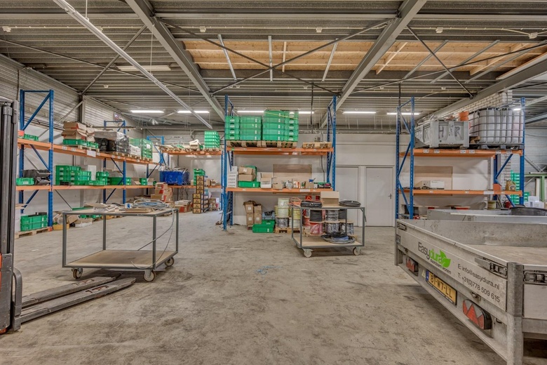 BedrijfsruimteaanGroethofstraat 18<br/> inVenlo BedrijfsruimteaanGroethofstraat 18<br/> inVenlo