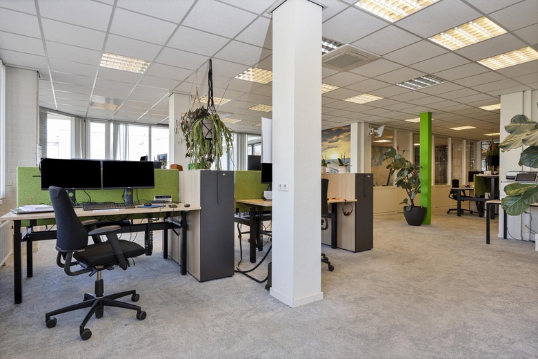BedrijfsruimteaanIndustrieweg 2<br/> inWaalwijk BedrijfsruimteaanIndustrieweg 2<br/> inWaalwijk
