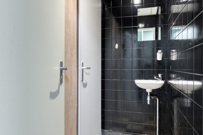 WinkelruimteaanReigerhof 97<br/> inNieuwerkerk aan den IJssel