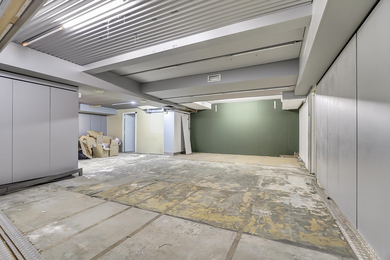 Winkelruimte Alphen aan den Rijn - Van Mandersloostraat 51 - Foto 4