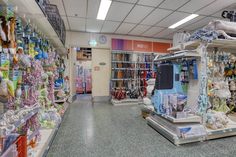 BedrijfsruimteaanOude Moerstraatsebaan 31<br/> inBergen op Zoom BedrijfsruimteaanOude Moerstraatsebaan 31<br/> inBergen op Zoom