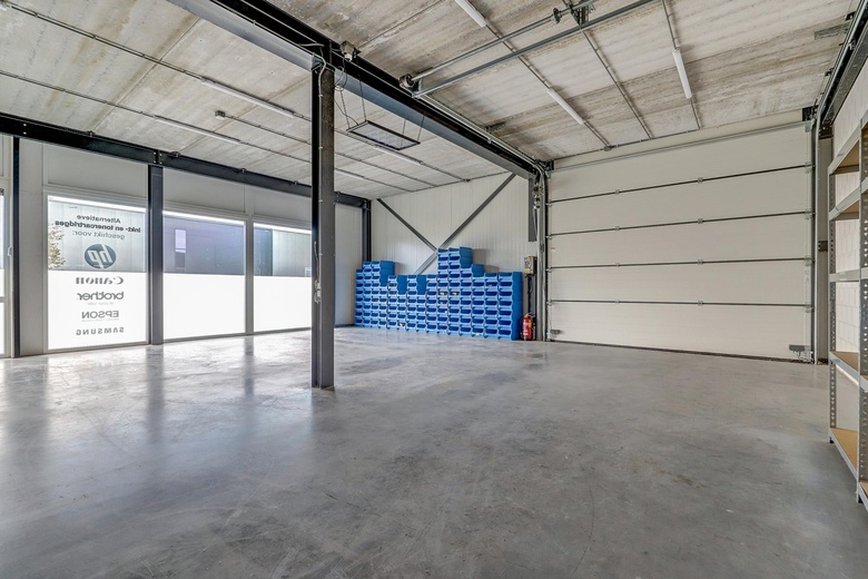 BedrijfsruimteaanIndustrieweg 4 b<br/> inElst