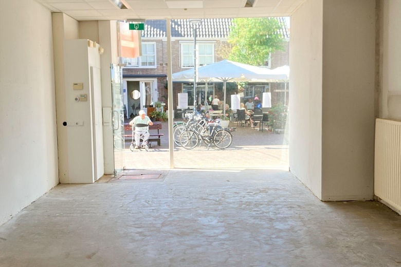 WinkelruimteaanNieuwe Burg 34<br/> inMiddelburg WinkelruimteaanNieuwe Burg 34<br/> inMiddelburg