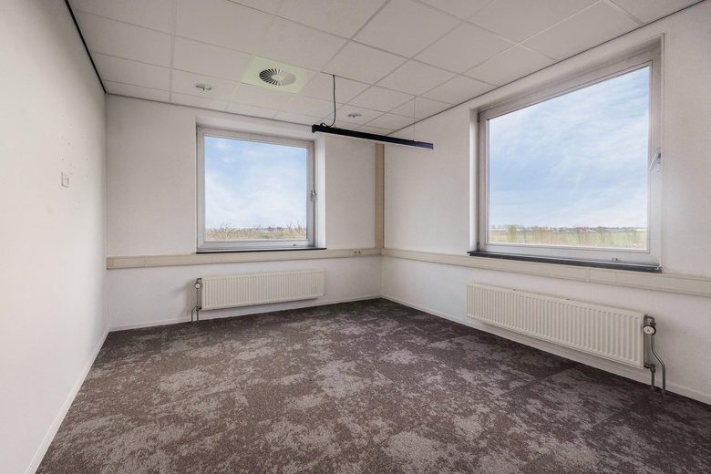 KantoorruimteaanPondweg 1<br/> inNieuw-Vennep KantoorruimteaanPondweg 1<br/> inNieuw-Vennep