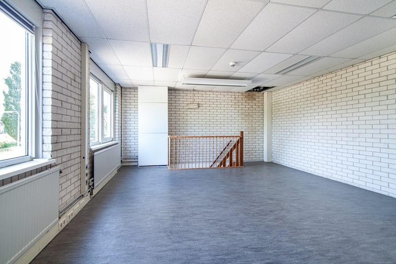 BedrijfsruimteaanBroeikweg 13<br/> inSchoonhoven