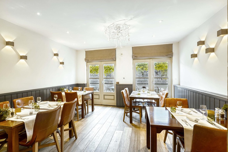 WinkelruimteaanHoofdstraat 24 - 24/a<br/> inLeiderdorp