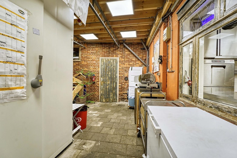 WinkelruimteaanRijnstraat 70<br/> inKatwijk