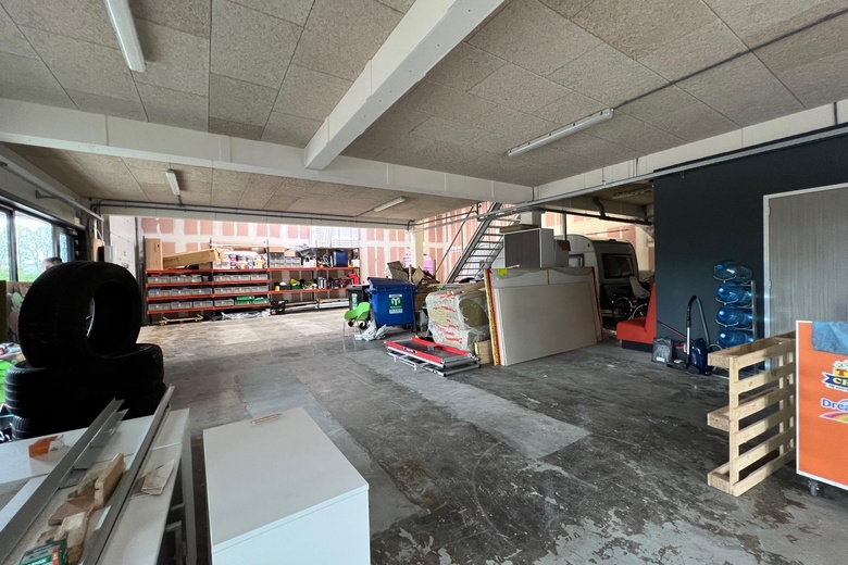 BedrijfsruimteaanMarisstraat 8<br/> inSliedrecht BedrijfsruimteaanMarisstraat 8<br/> inSliedrecht