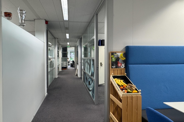 KantoorruimteaanLeeuwenveldseweg 5 a<br/> inWeesp