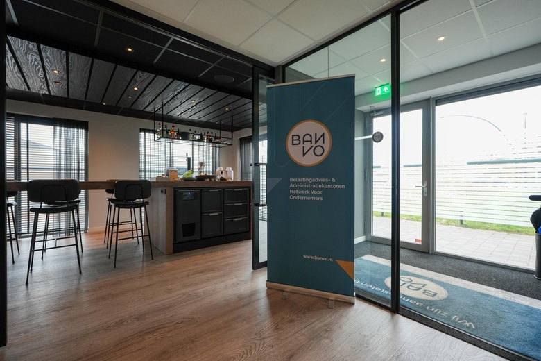 KantoorruimteaanStationsplein 1<br/> inHeesch