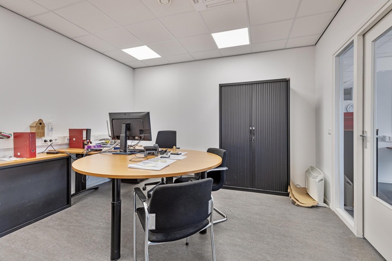 BedrijfsruimteaanSchotsbossenstraat 8<br/> inRoosendaal