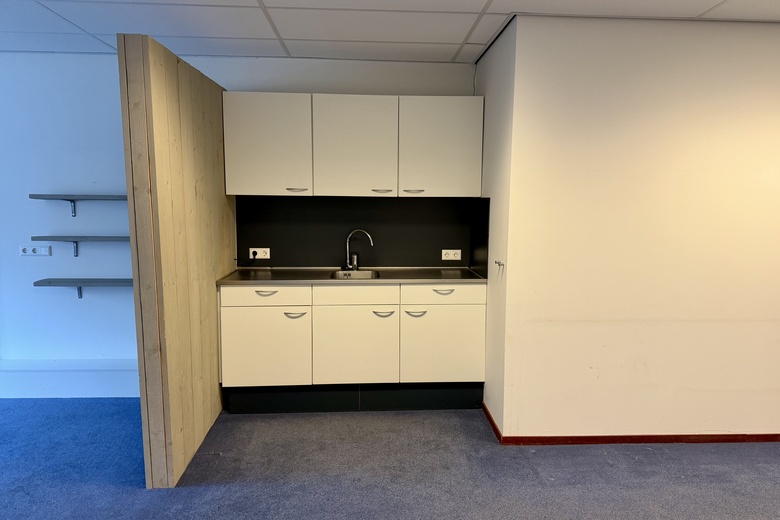 Bekijk foto 13 in  aan de  in 