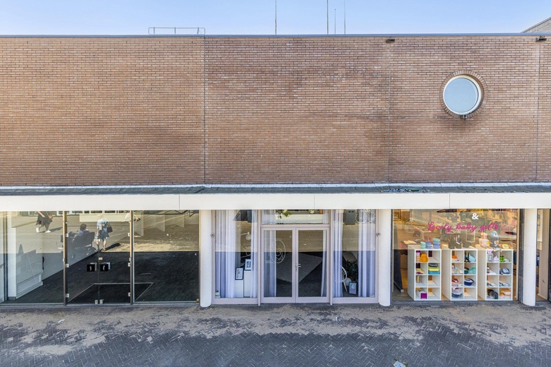 WinkelruimteaanRoselaarplein 17 - 31<br/> inRoosendaal