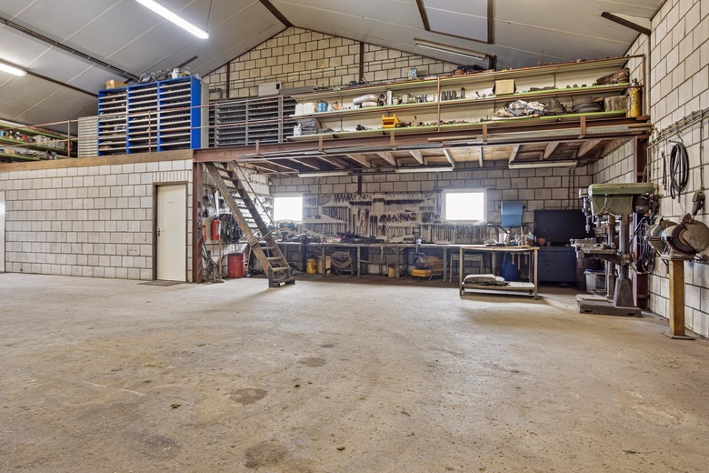 BedrijfsruimteaanTeeuwenhofweg 4 A<br/> inLeunen