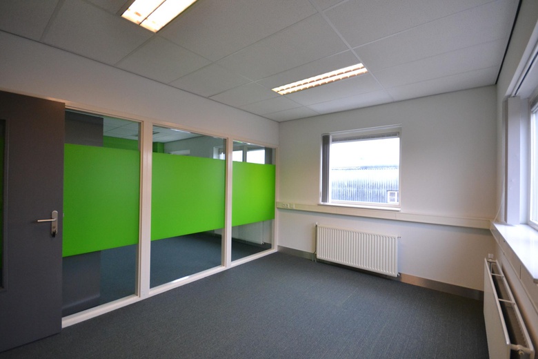 KantoorruimteaanParallelweg 10<br/> inVolendam KantoorruimteaanParallelweg 10<br/> inVolendam
