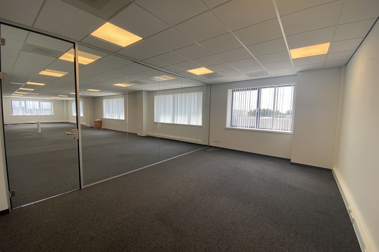 Kantoorruimteaanvan Schijndelstraat 8<br/> inWaalwijk Kantoorruimteaanvan Schijndelstraat 8<br/> inWaalwijk