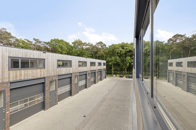 BedrijfsruimteaanAmersfoortsestraat 76 13<br/> inSoesterberg BedrijfsruimteaanAmersfoortsestraat 76 13<br/> inSoesterberg
