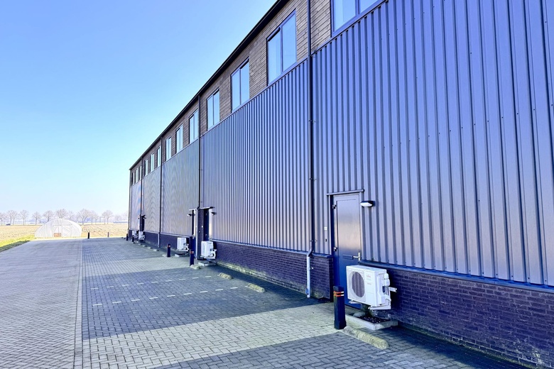 BedrijfsruimteaanSlijkwellsestraat 20 d 5<br/> inWell BedrijfsruimteaanSlijkwellsestraat 20 d 5<br/> inWell