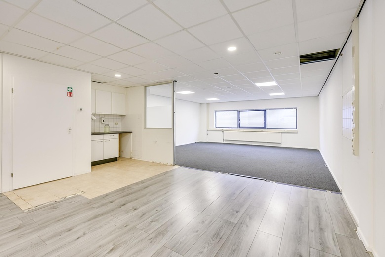 BedrijfsruimteaanDe Liesbosch 8 E<br/> inNieuwegein