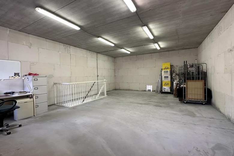 BedrijfsruimteaanParallelweg 23<br/> inVolendam