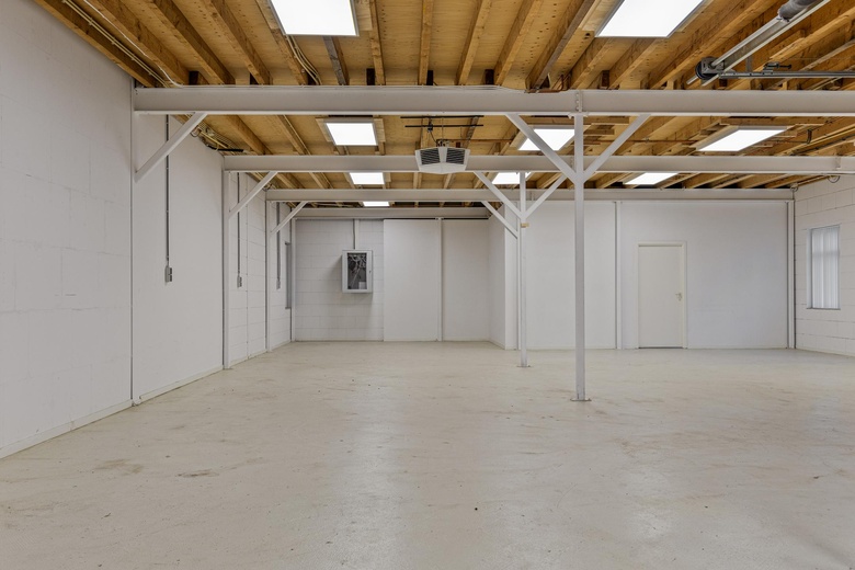 BedrijfsruimteaanImpuls 21 - 23<br/> inPurmerend