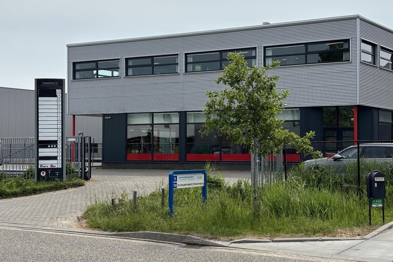 BedrijfsruimteaanToepadweg 10 l<br/> inZaltbommel BedrijfsruimteaanToepadweg 10 l<br/> inZaltbommel